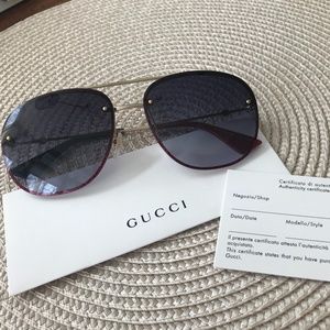 GUCCI SUNGLASSES! 100% AUTHENTIC! NEVER WORN!